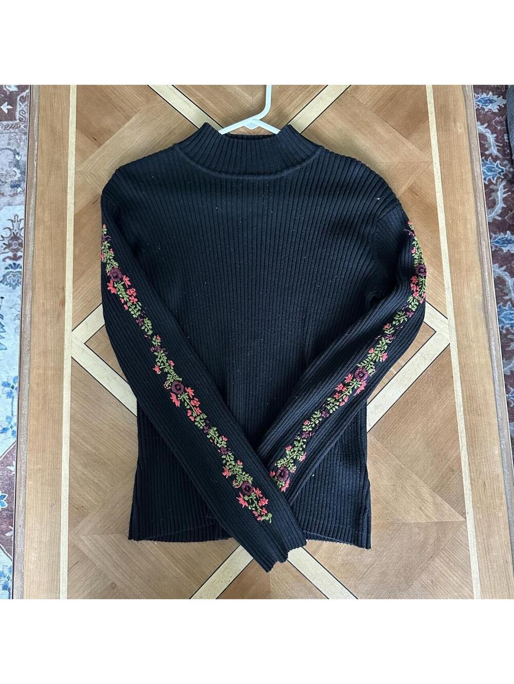 Vintage St. John’s Bay Black Ribbed Mock Neck Sweater Floral Embroidered Sleeves